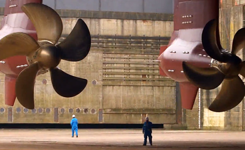 全球最大螺旋桨中国造直径12米重达480吨